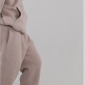 Minimalist Bark Sweatpants for Women